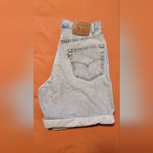 Vintage Lightwash Levi Shorts